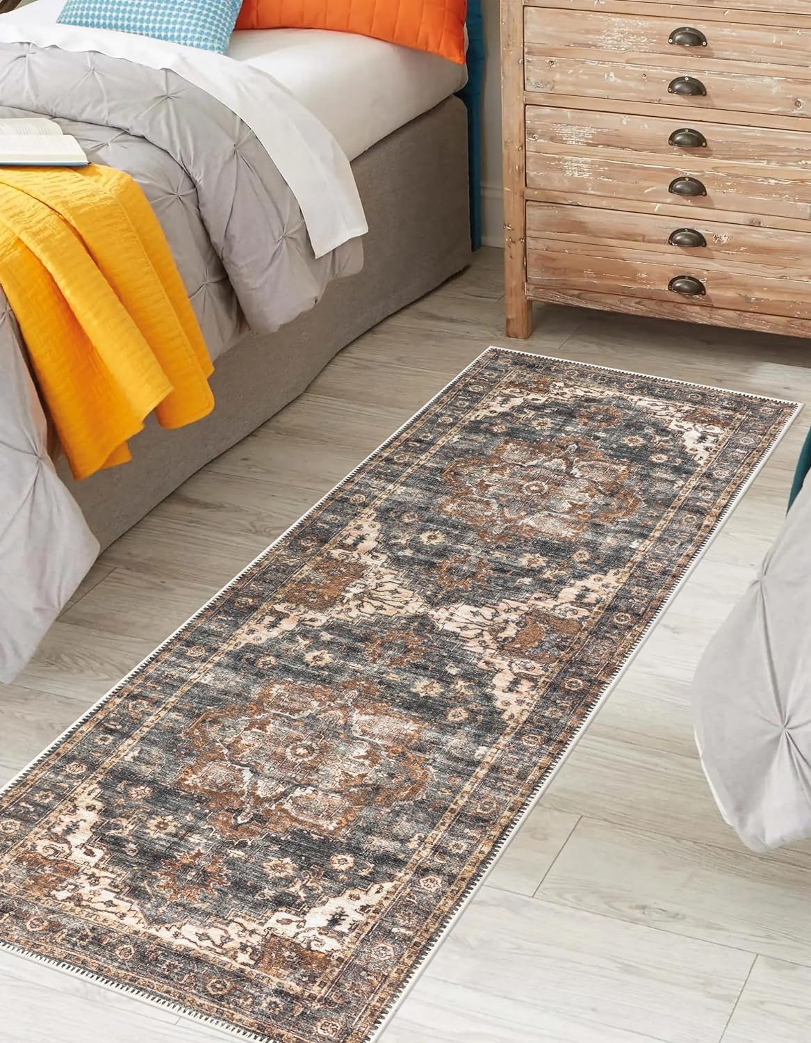 Keen Home Design 2x7 Rug - Machine Washable Runner Rug with Non-Slip Backing, Ideal for Hallway, Entryway, Kitchen, Laundry Room - Vintage, Easy Clean, Durable, Low Pile Rug - (2'6" x 7')