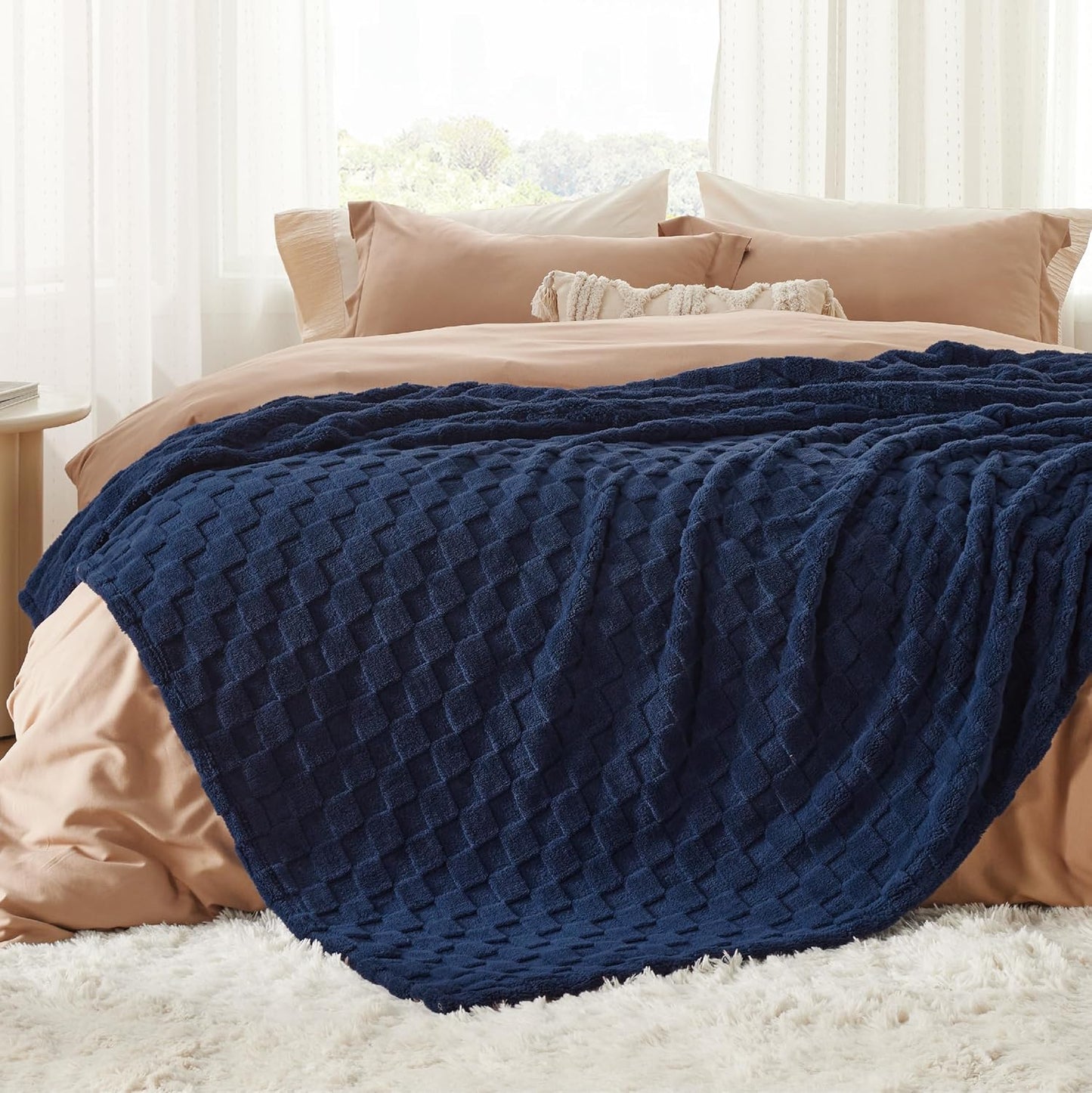 Bedsure GentleSoft King Size Blanket for Bed - Super Soft Cozy Blankets for Women Men Girls, Large Fuzzy Fleece Throw for Bedroom Decor, Navy Blue,108x90 Inches