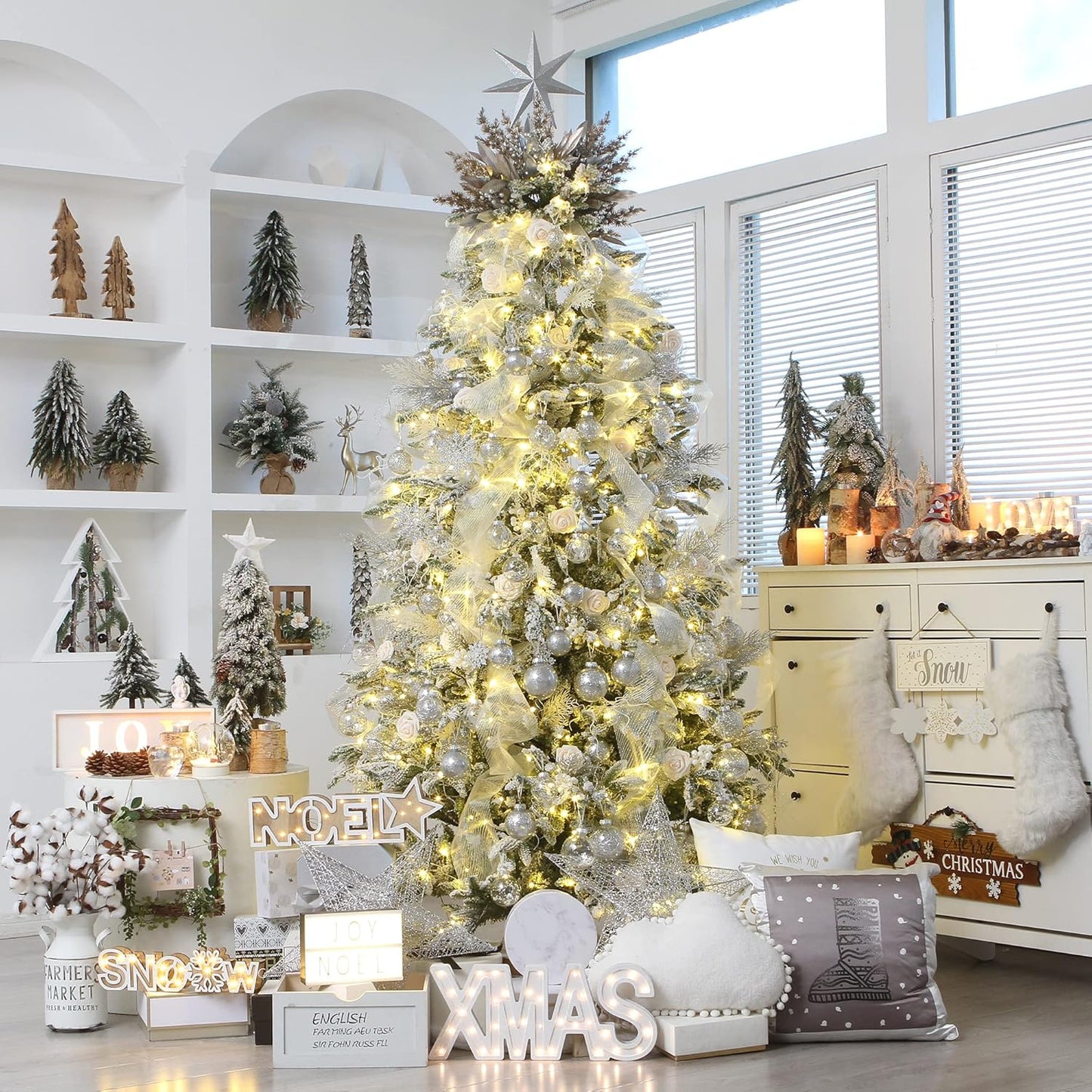 Sea Team 70mm/2.76" Shatterproof Clear Plastic Christmas Ball Ornaments Decorative Xmas Balls Baubles Set with Stuffed Delicate Decorations (24 Counts, Silver)