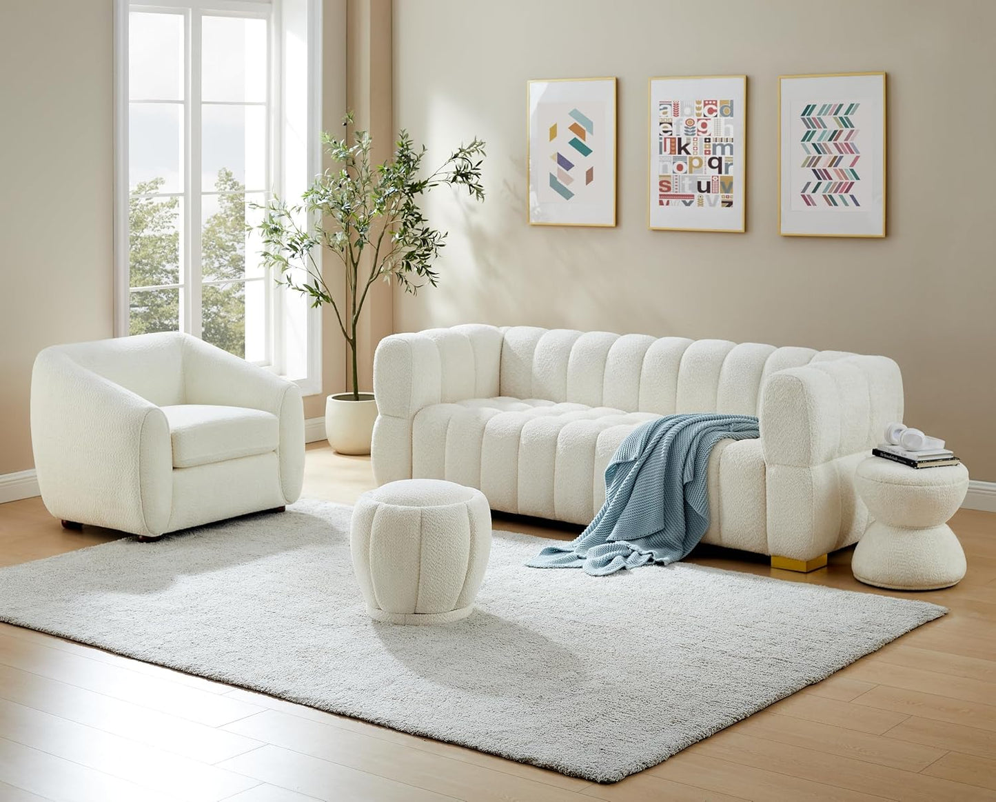 Modern Accent Chair for Living Room, Upholstered Armchair with Boucle Fabric, Single Sofa Chair with Solid Wood Legs, Boucle, White