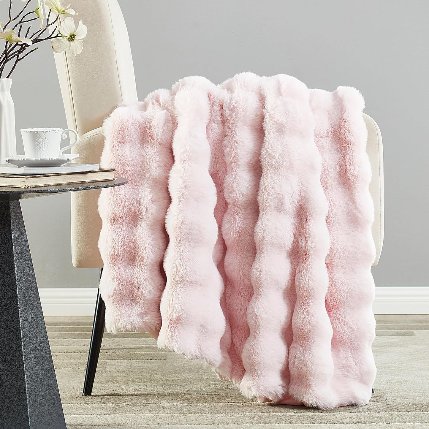 DREAMNINE Decorative Soft Thick Fuzzy Bubble Faux Rabbit Fur Throw Blanket for Couch Sofa, Reversible Plush Warm Fluffy Blankets for Winter, Luxury Cute Cozy Furry Fur Blanket for Bed, 50" x 60", Pink