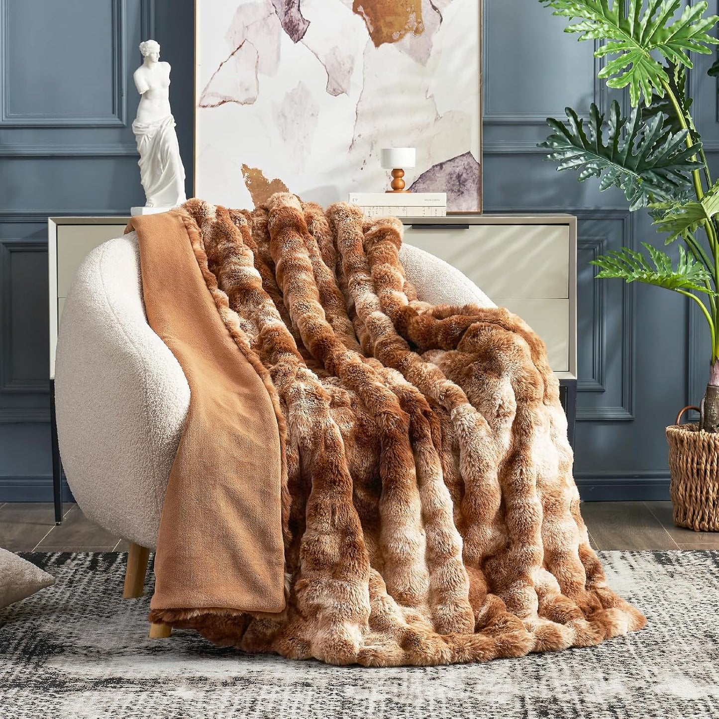 Cozy Bliss Faux Fur Throw Blanket for Couch, Fuzzy Soft Plush Thick Bubble Blanket for Sofa Bedroom Living Room, 50 * 60 Inches Tie Dye Brown