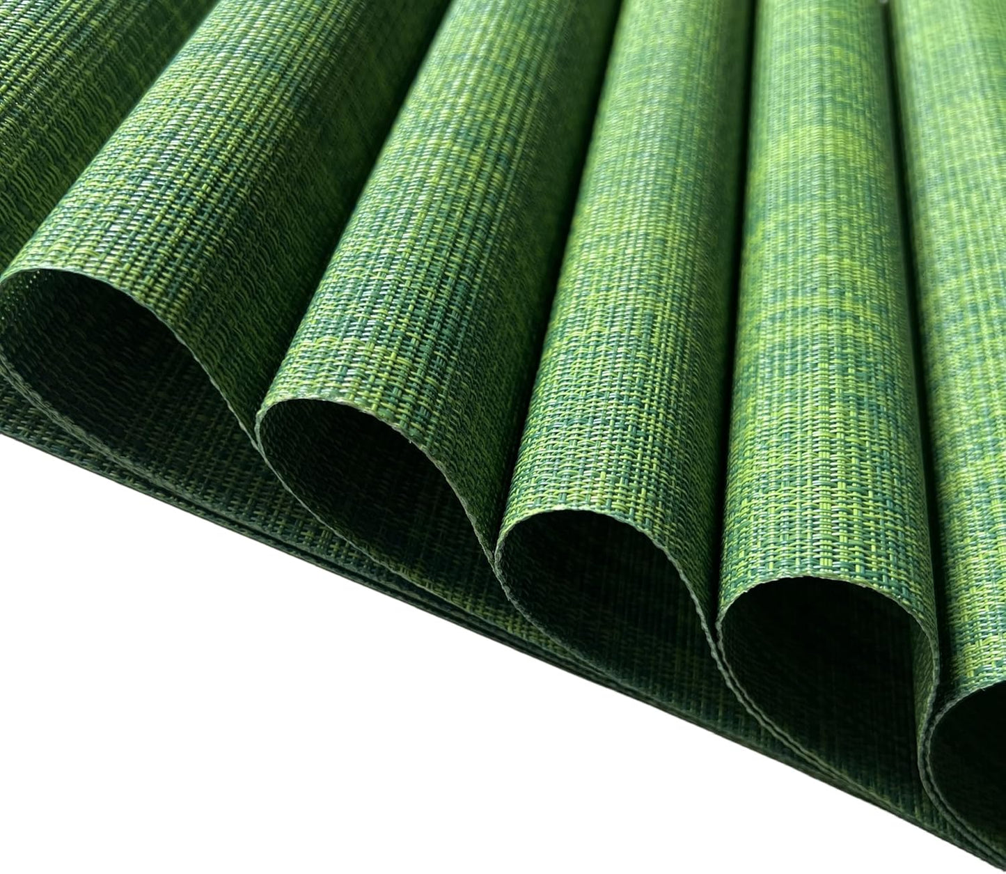 WAZAIGUR Placemats Set of 6 for Dining Table Heat-Resistant Washable Place Mats Woven Vinyl Kitchen Table Mats Easy to Clean,Hunter Green