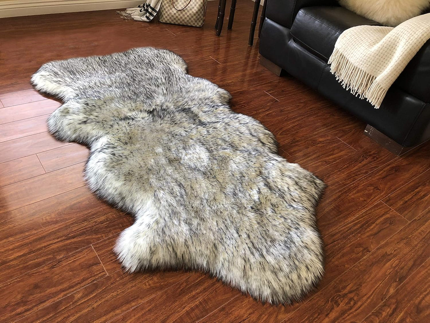 LAMBZY Faux Sheepskin Hypoallergenic Free Shape Silky Shag Rug, Luxury Shaggy Silky Plush Carpet for Bedrooms Rugs Living Sofa Floor (Single and a Half 2'x4', 60x120 cm White with Black Tips)