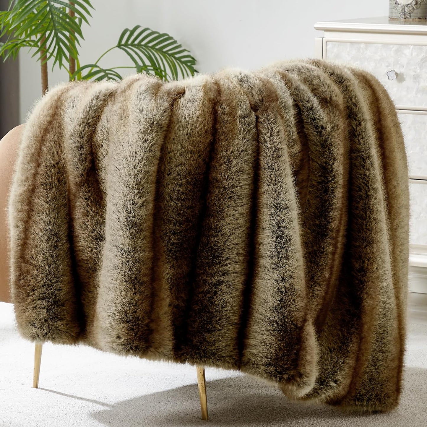 DREAMNINE Premium Luxury Fuzzy Animal Skin Faux Fur Throw Blanket 50" x 60", Double Sided Thick Shaggy Lion Fluffy Bear Lap Blankets, Soft Decorative Cozy Wolf Warm Winter Fox Furry Blanket,Gold Brown