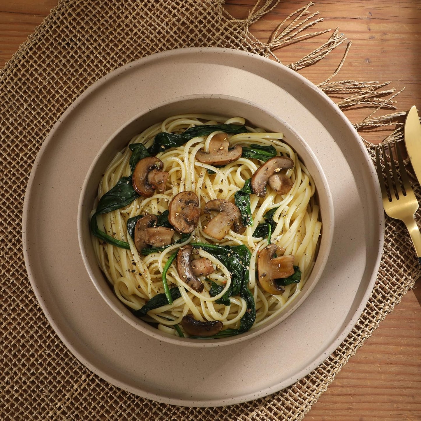 Gibson Elite Tatum Premium Porcelain Matte Reactive Glaze 16-Piece (Service for 4) Plates and Bolws Stackable Dishes Ceramic Dinnerware - Blush Pink/Taupe