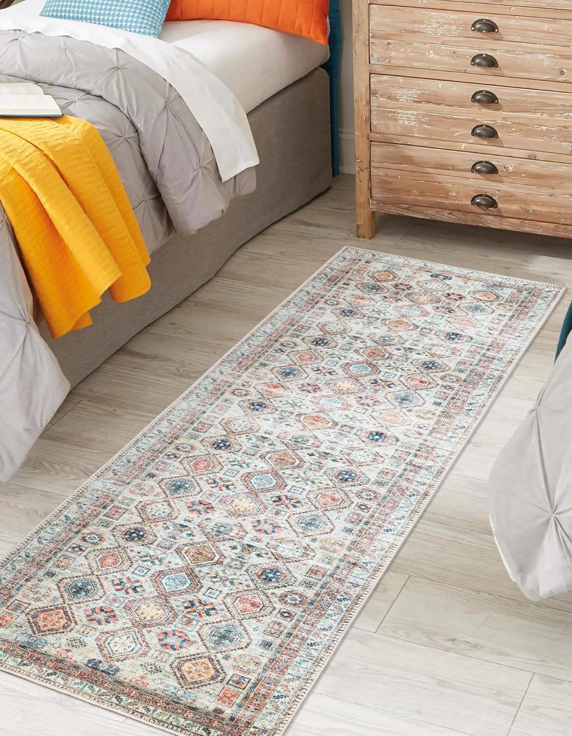 Keen Home Design 2x7 Rug - Machine Washable Runner Rug with Non-Slip Backing, Ideal for Hallway, Entryway, Kitchen, Laundry Room - Vintage, Easy Clean, Durable, Low Pile Rug - (2'6" x 7')